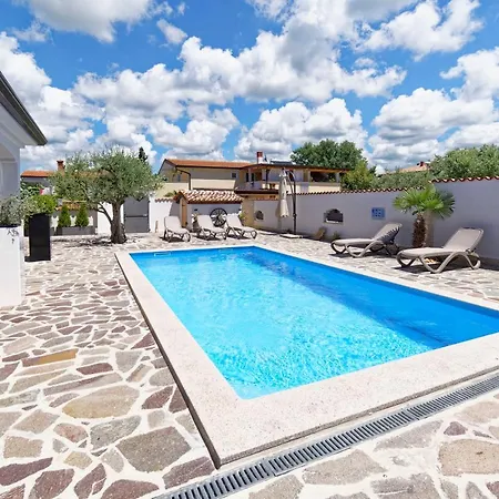 Deni By Rent Istria بوجي