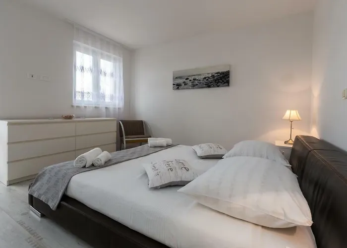 Deni By Rent Istria 부제